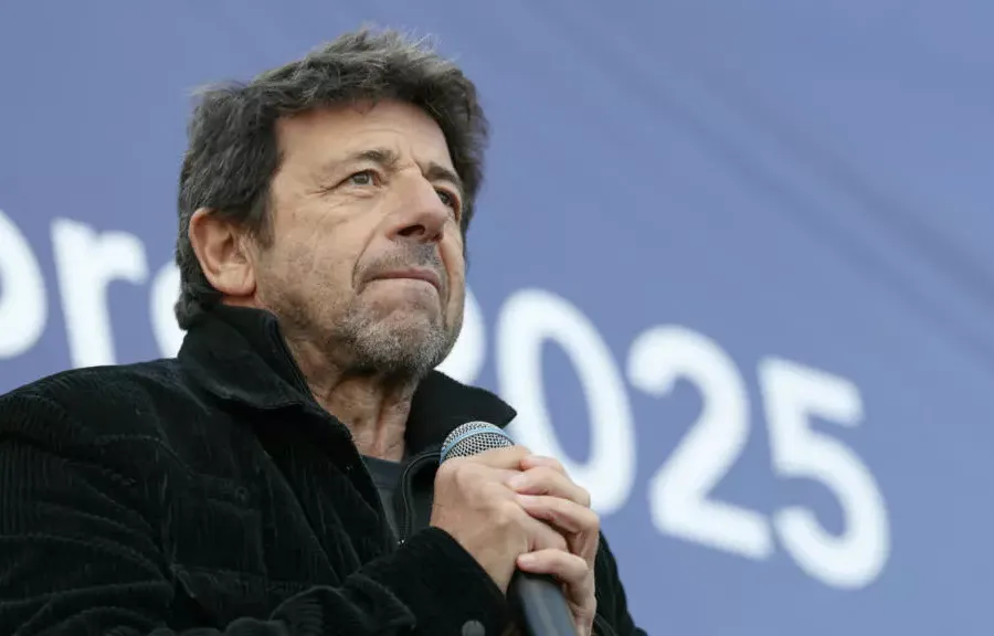 フランスの歌手パトリック・ブリュエルが、レイプ疑惑を受けて多数のコンサートを中止しました