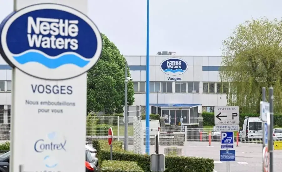 ネスレウォーターズは、フランスでの違法な水掘削で200万ユーロの罰金で裁判を回避します。