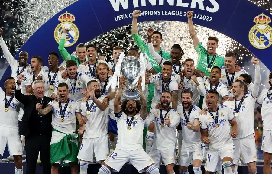 サッカー:レアル・マドリードがリバプールに対して第14回チャンピオンズリーグで優勝
