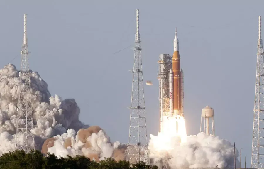NASAのアルテミス計画が打ち上げられることで、月探査の新時代が始まります